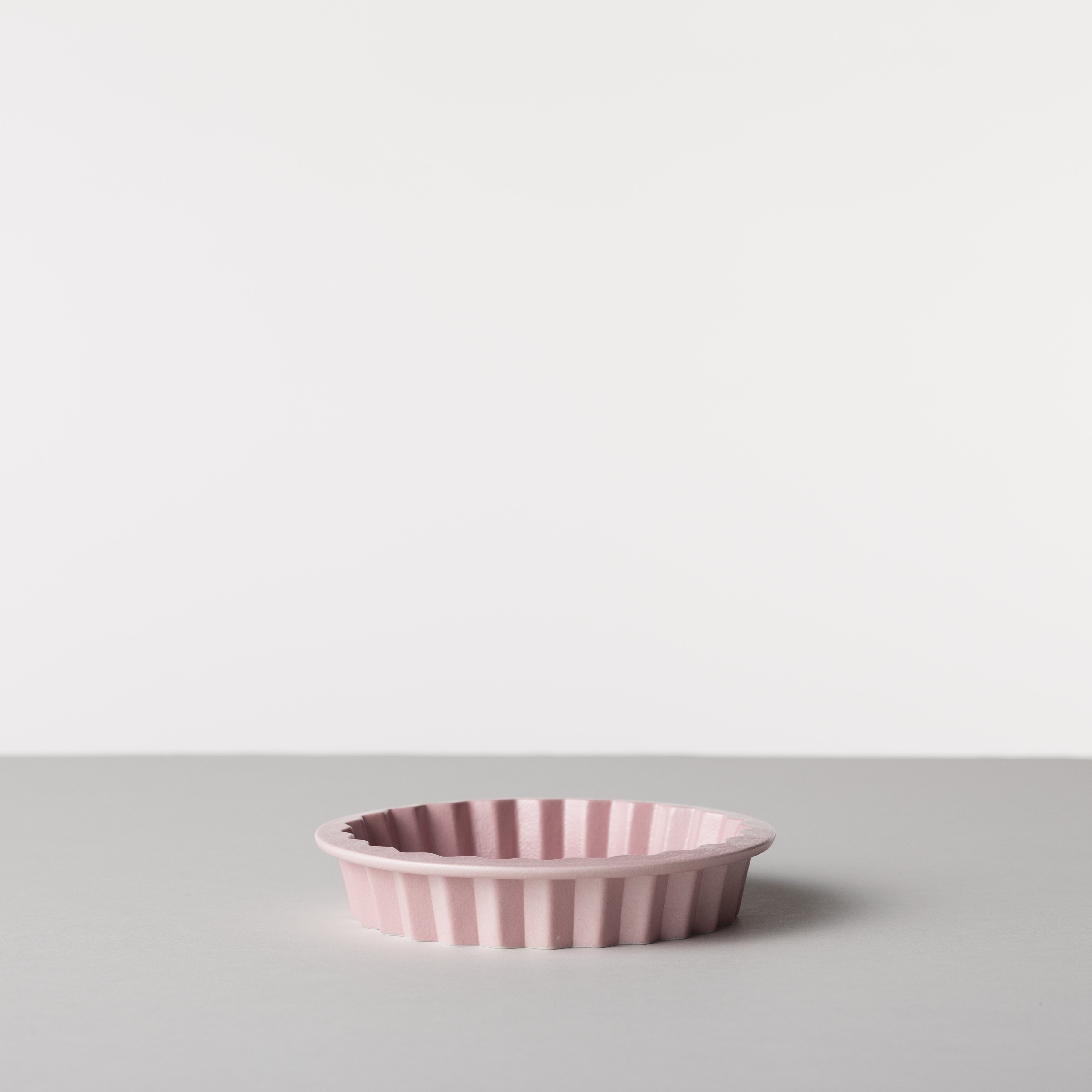 マルヒロ　トイグラタン　Мサイズ　波佐見焼　磁器　5色セット　極美品　廃盤　希少 マルヒロ トイグラタン Мサイズ 波佐見焼 磁器 5色セット 極美品